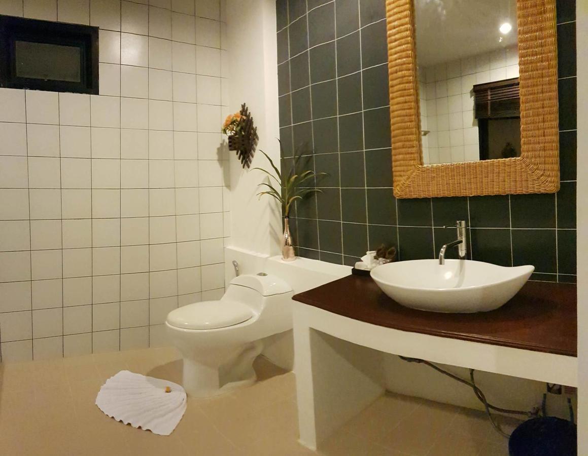 Rockwell Boutique Suites Хуа-Тханон-Бич Экстерьер фото